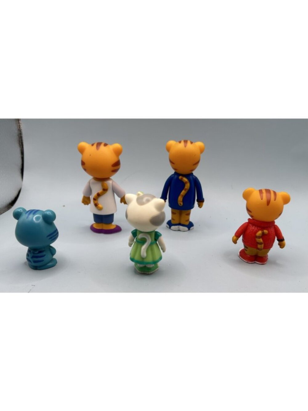 2015 Daniel Tiger’s Neighborhood Figures Cake Toppers Lot Of 5 - Picture 2 of 2